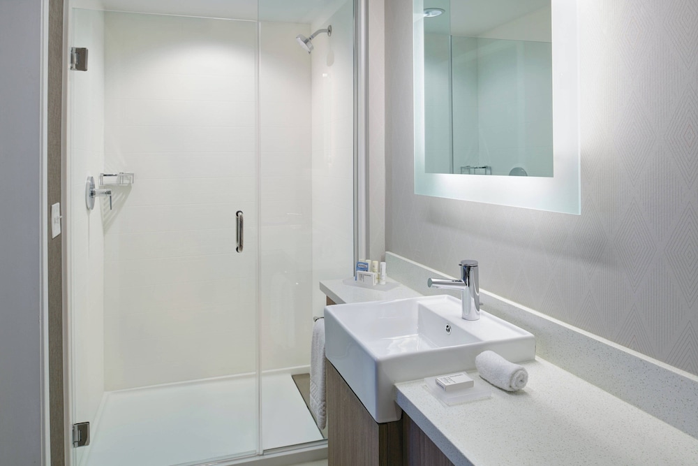SpringHill Suites by Marriott Wixom Novi - photo 13