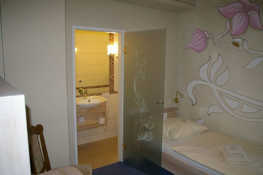 Hotel zum Studio — Hamburg — photo 3