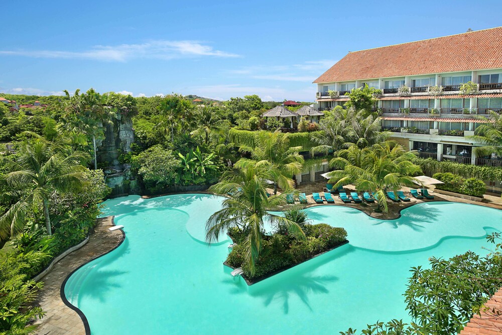 Swiss Belhotel Segara