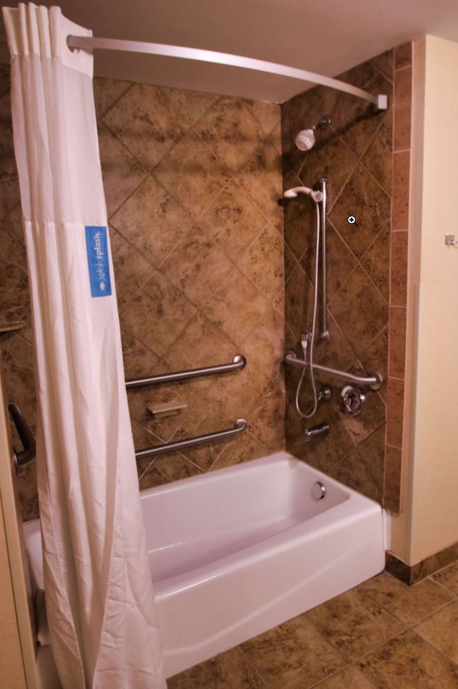 Hampton Inn & Suites Jacksonville Beach Blvd Mayo Clinic - photo 21
