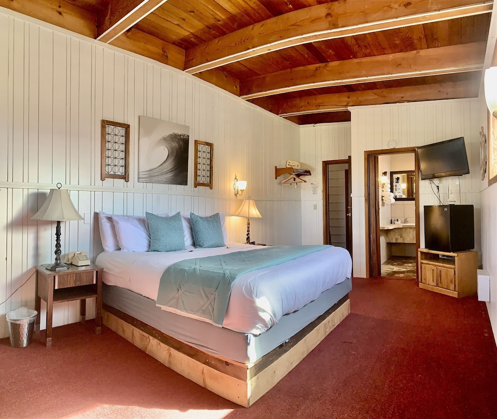 Breakers Boutique Inn - photo 52