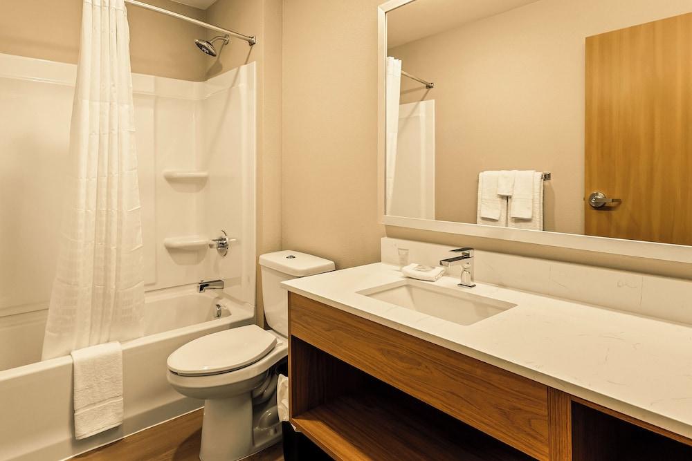LivAway Suites SLC West Jordan - photo 22
