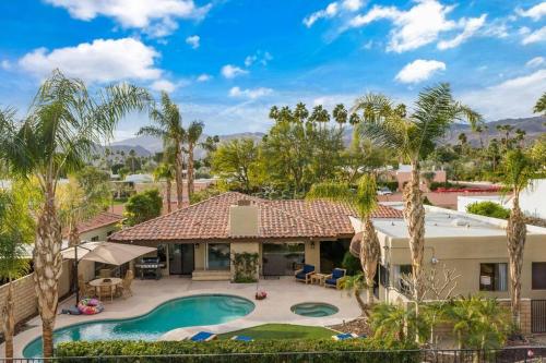 Everything You Want Golf Course Views Pool Spa — Palm Desert