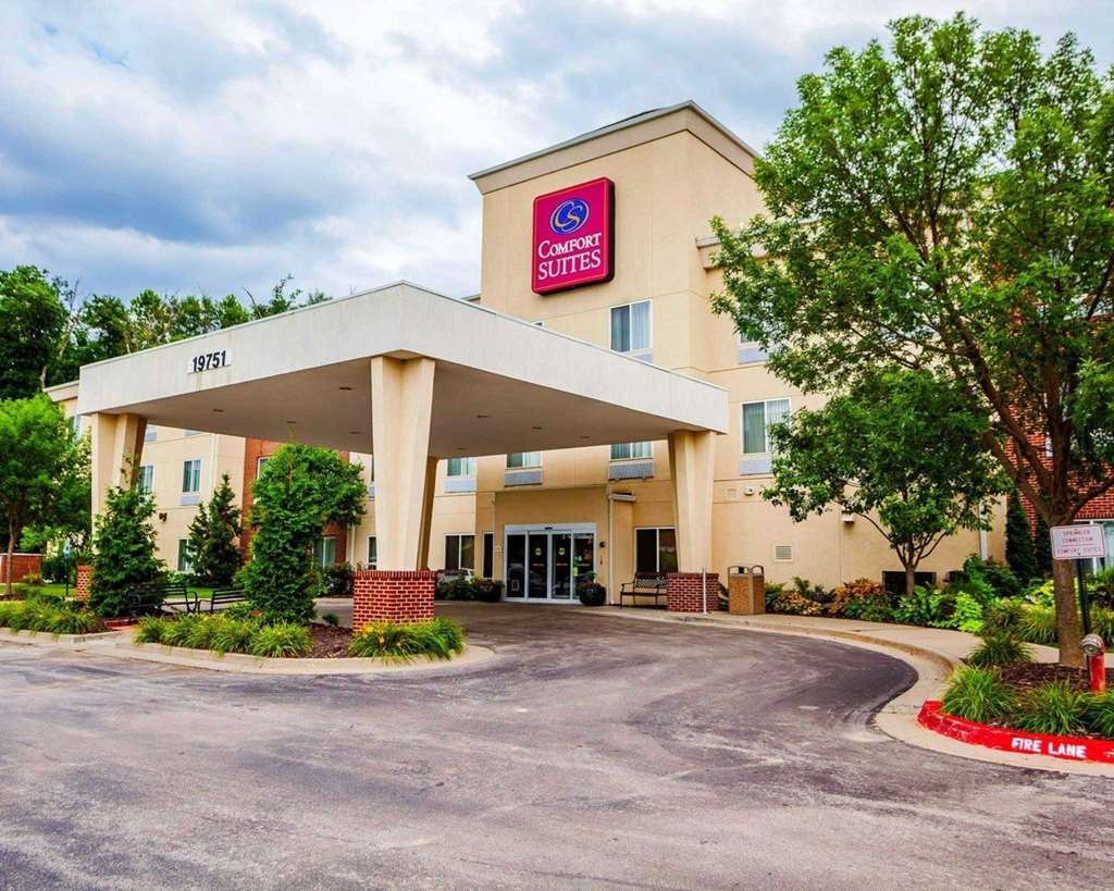 Comfort Suites Independence Kansas City - featured photo