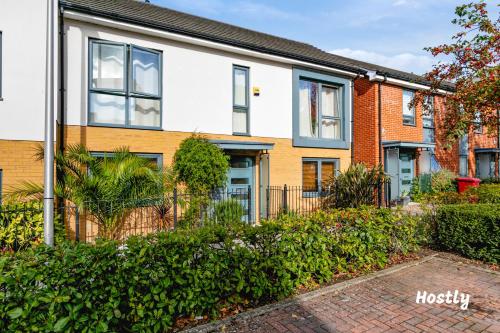 Puffin Way Comfortable spacious house with parking