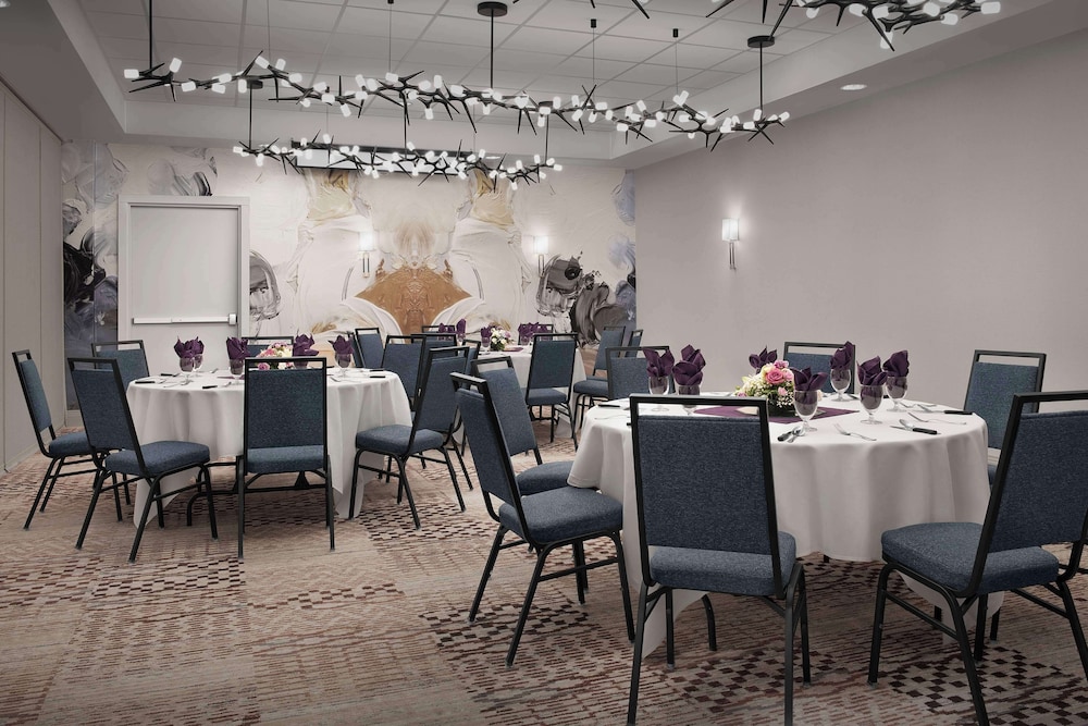 Hilton Garden Inn Casper - photo 33