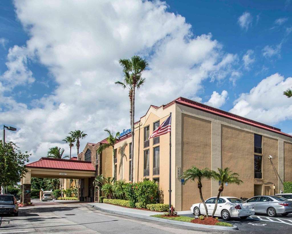 Comfort Inn & Suites Lantana West Palm Beach South in Lantana, United States