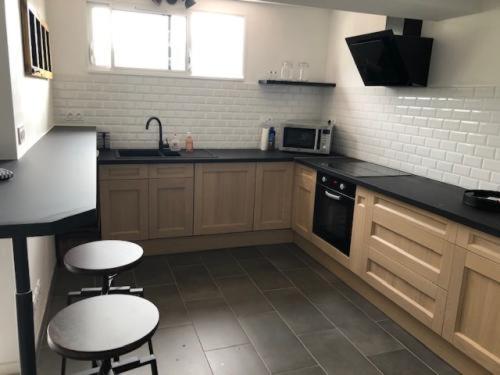 Loft Reve du Soir 125 M2 Climatise 350 M de la Gare — Lourdes — photo 4
