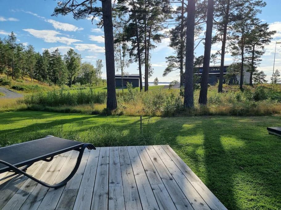 Fridfullt läge stuga med sjöutsikt in Unknown City, Sweden