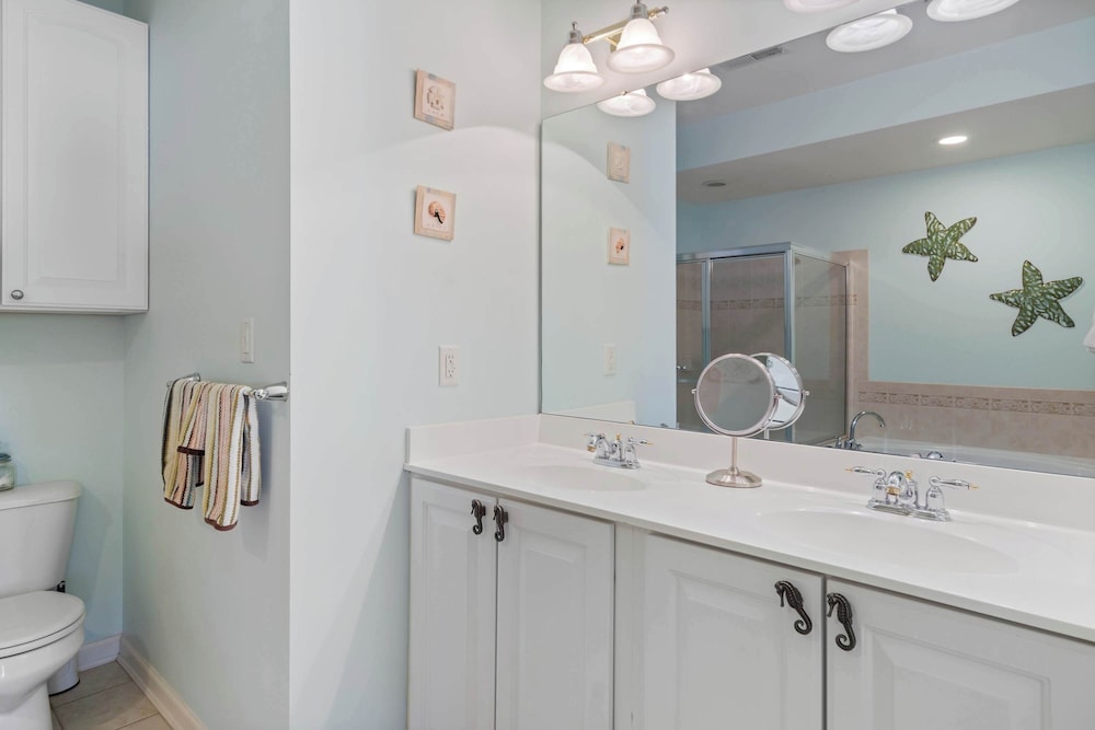 Bayview Landing #1 Sleeps 10 - photo 14