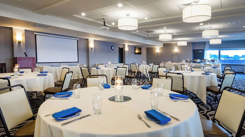 Crowne Plaza Niagara Falls NY Riverside by IHG - photo 77
