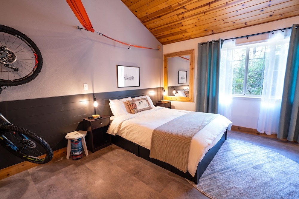 Loge Mt. Shasta - photo 4