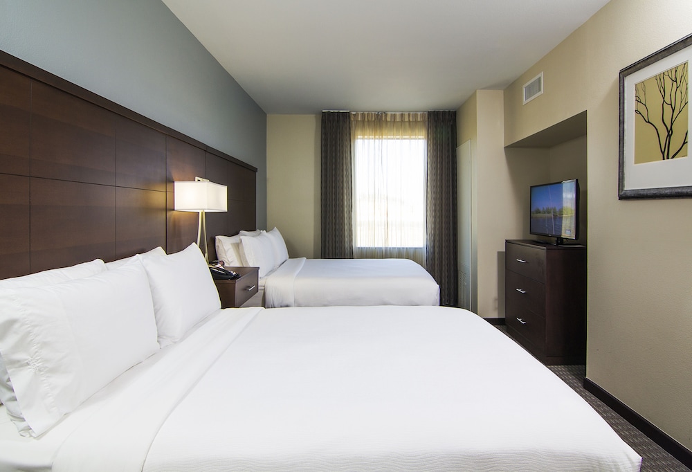 Staybridge Suites Carlsbad an IHG Hotel - photo 3