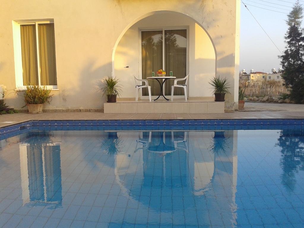 Arilena Holiday Apartments