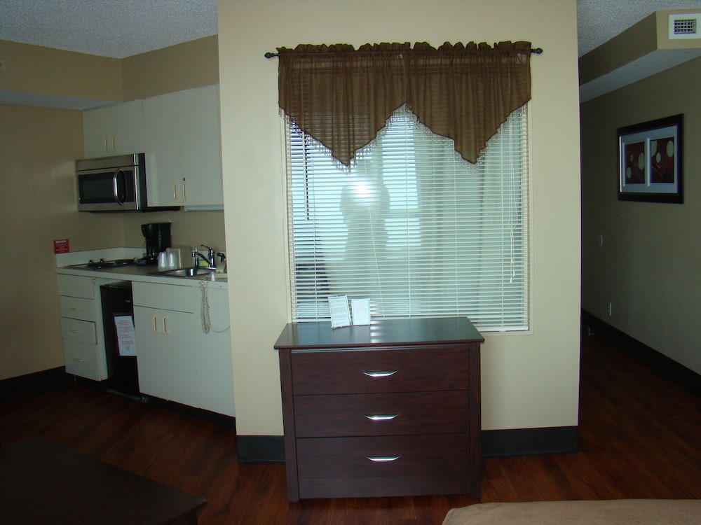 Atlantic Palace Suites - photo 23