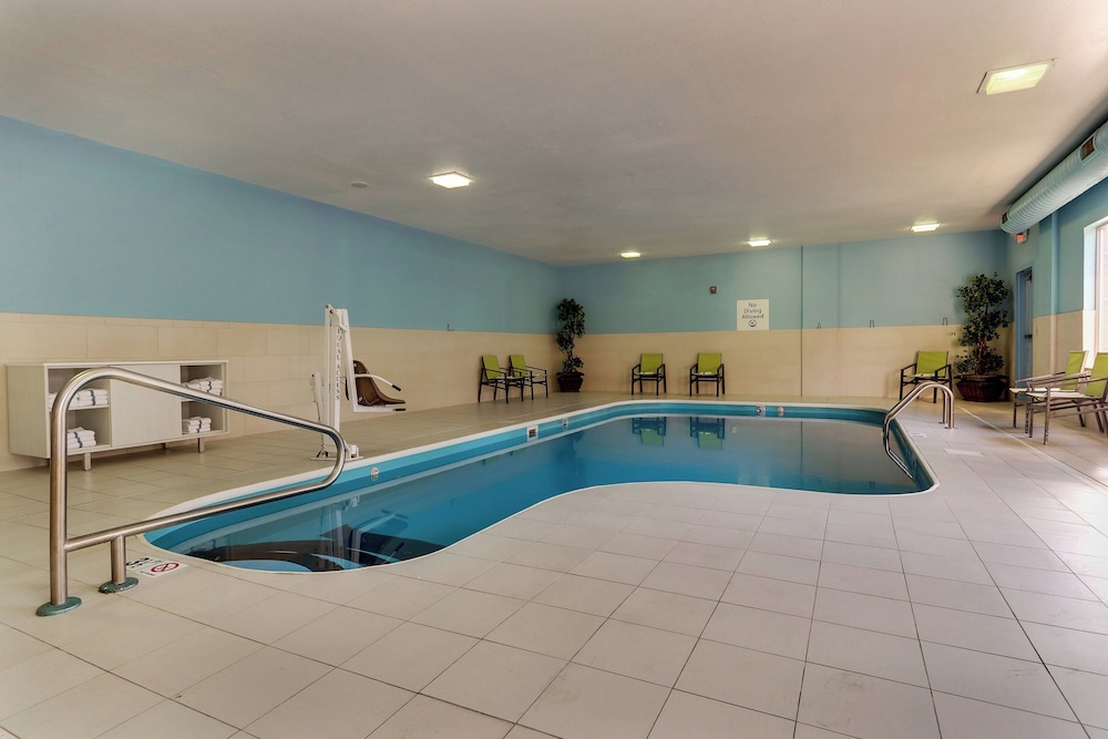 Holiday Inn Express Hotel & Suites Dayton Centerville by IHG - photo 17