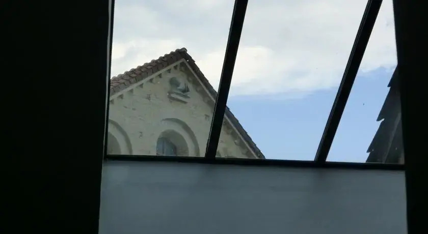 La Mansarde de l'Abbaye — 4-Star Luxury Hotel in Cluny, France