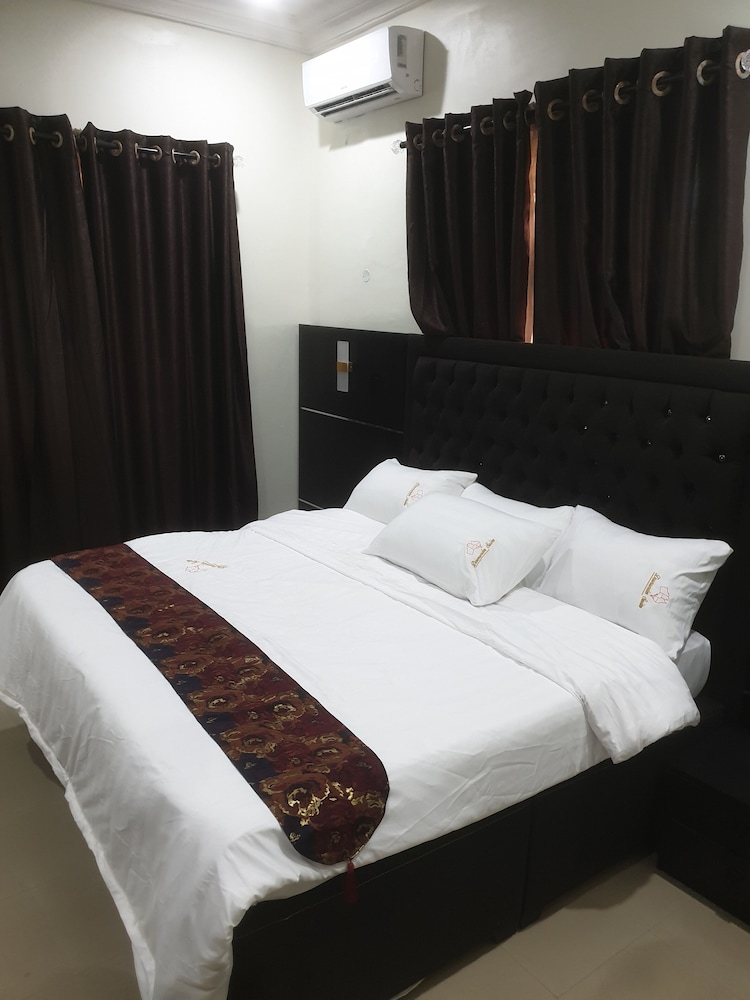 Downunder Suites - last minute hotel in Abuja