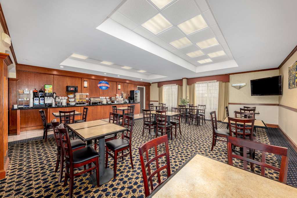 Baymont by Wyndham Pratt - photo 33
