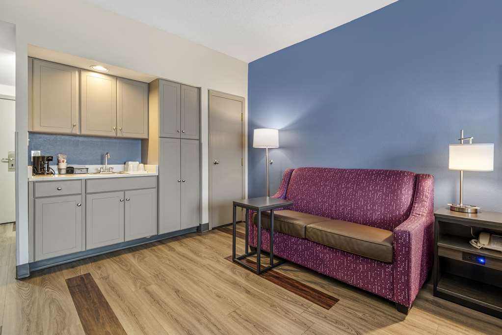 Best Western Louisville Airport Expo - photo 11