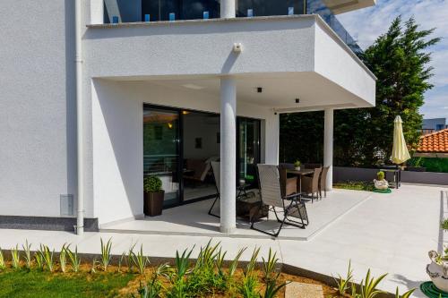 Apartment Villa M — 4-Star Luxury Hotel in Kostrena, Croatia