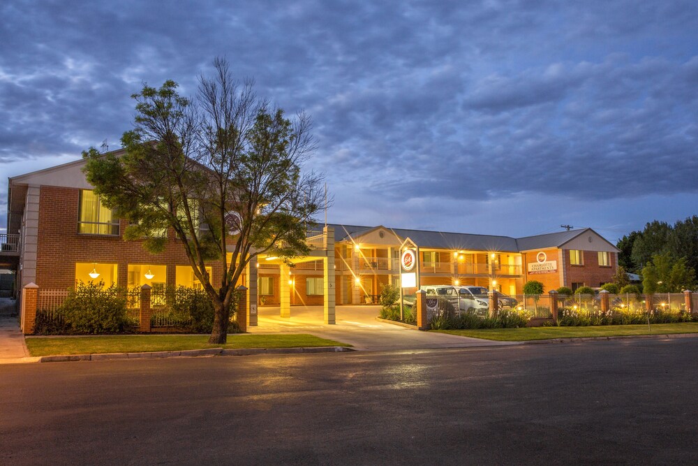 Charlotte Apartments — 4-Star Luxury Hotel in Bathurst, Australia