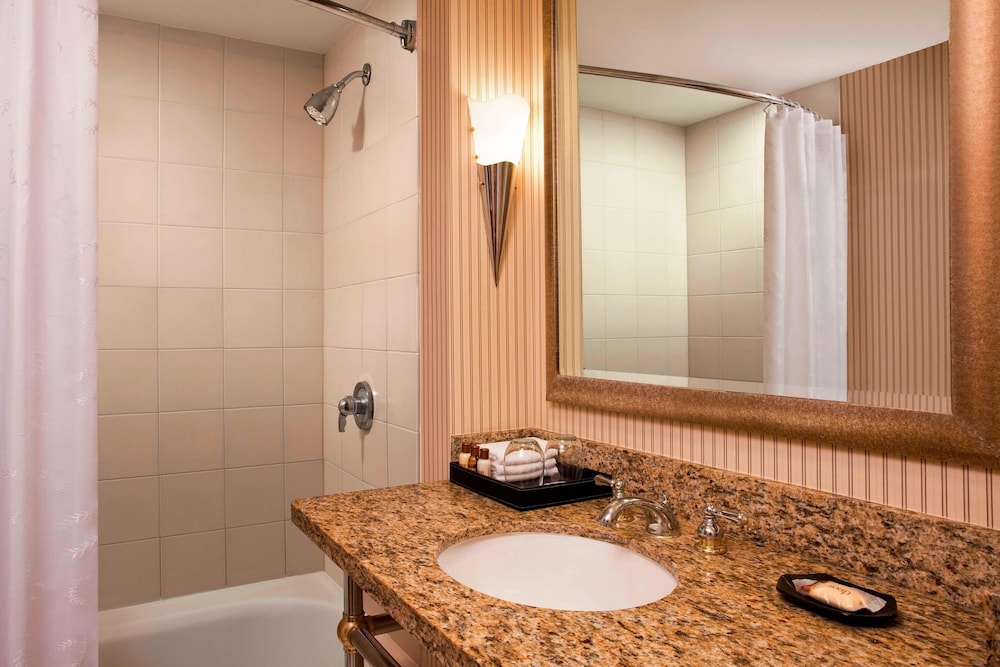 Sheraton Atlantic City Convention Center Hotel - photo 12