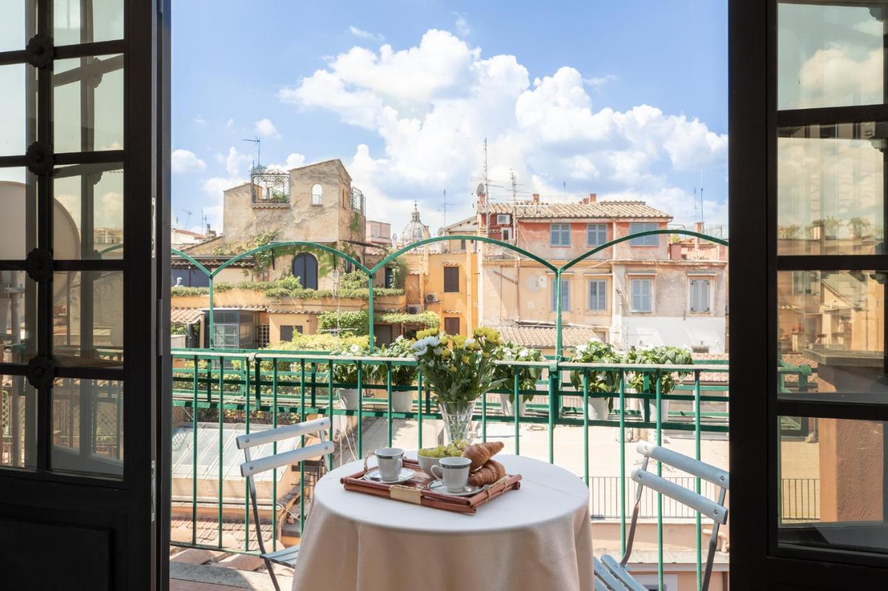 iFlat Margutta Colors on Canvas Apartment — 4-Star Luxury Hotel in Rome, Italy