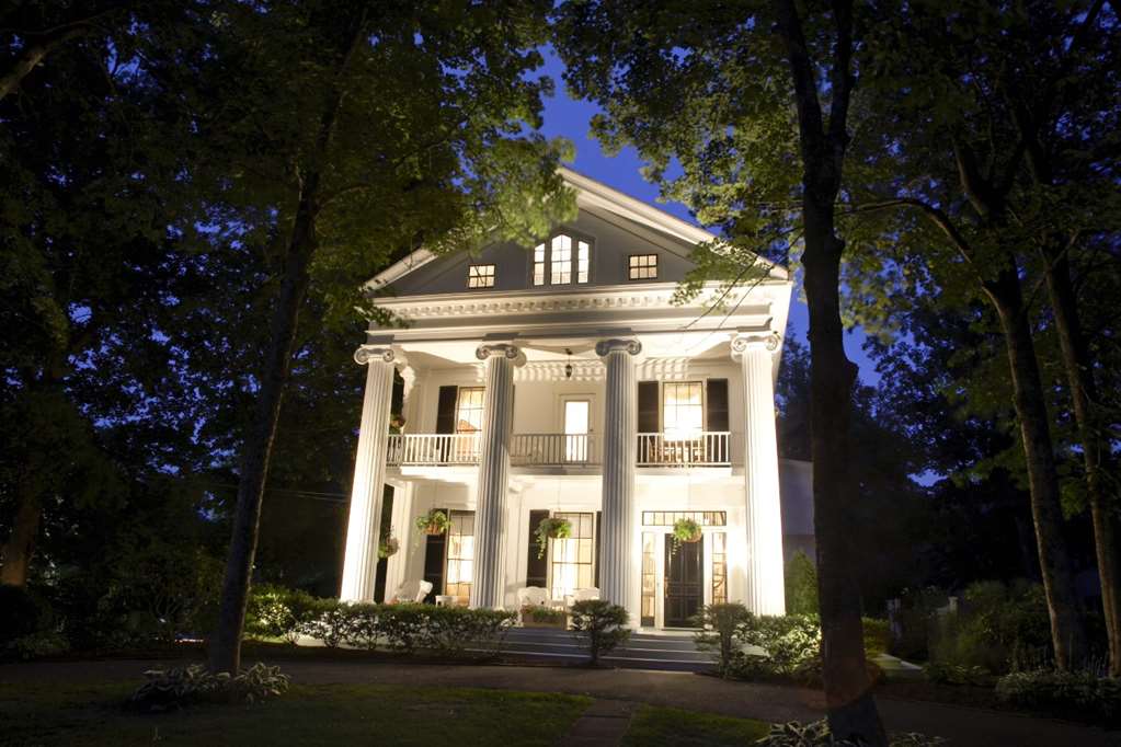 The Inn At Cape Cod — 4-Star Luxury Hotel in Yarmouth Port, United States