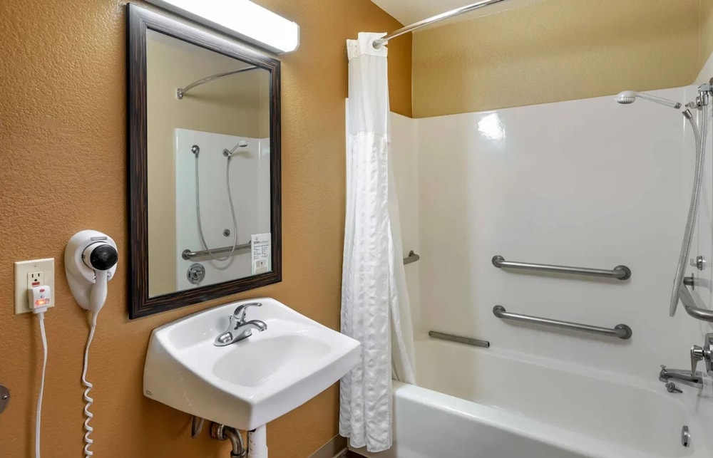 Relax Suites Extended Stay La Mirada - photo 19