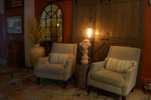 The Frogtown Inn - photo 47