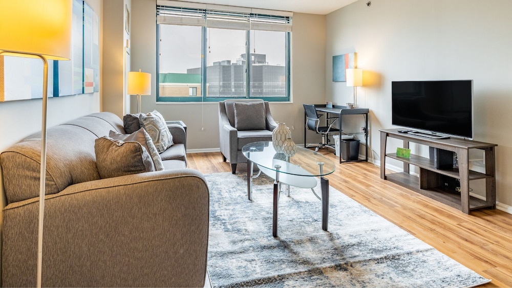 Oakwood At 15 Bank Apartments — 4-Star Luxury Hotel in White Plains, United States