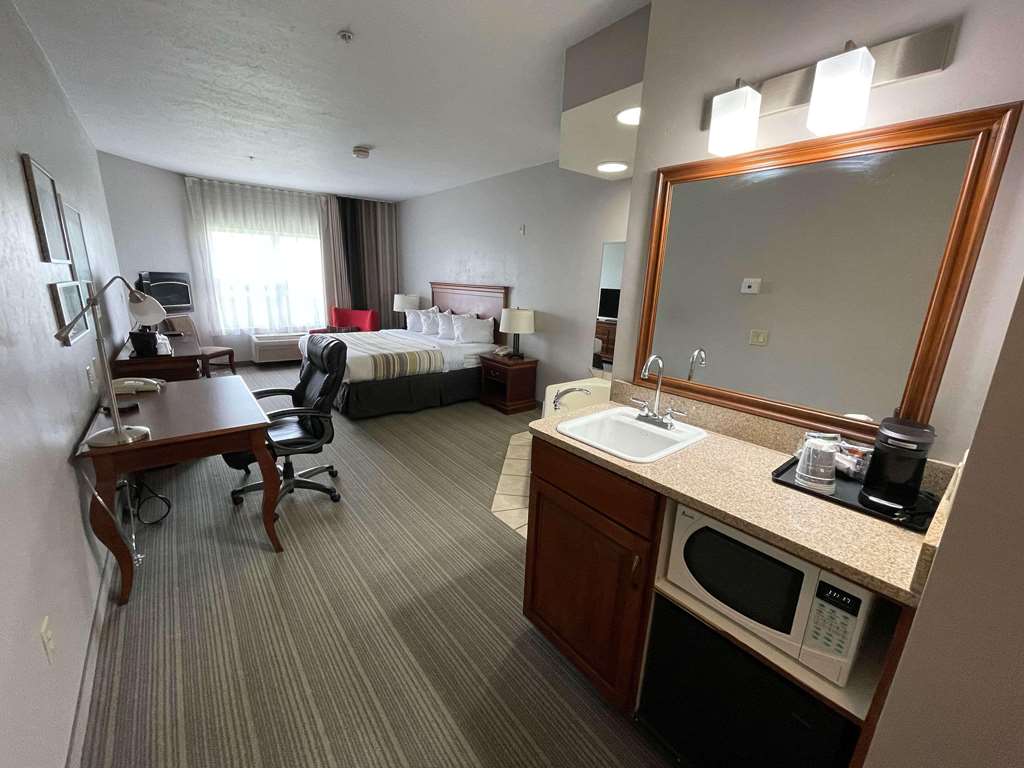 Country Inn & Suites by Radisson Appleton North WI - photo 18