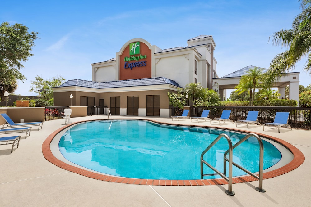 Holiday Inn Express Vero Beach by IHG - photo 20