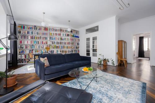 Atmospheric 1 Bedroom Apartment by Noclegi Renters — 4-Star Luxury Hotel in Warsaw, Poland