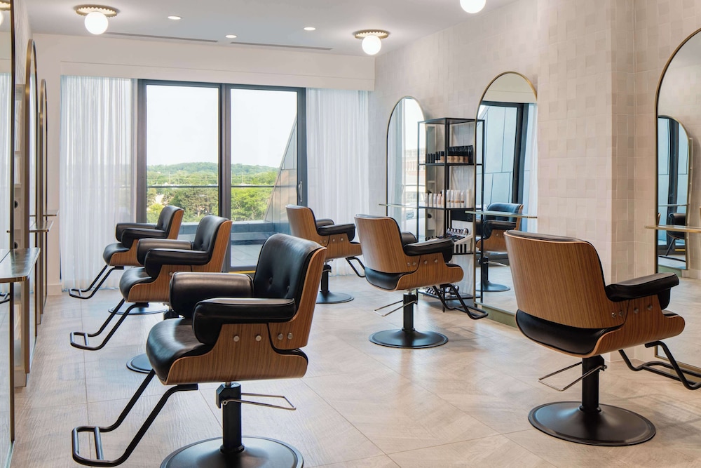 Amway Grand Plaza Curio Collection by Hilton - photo 49