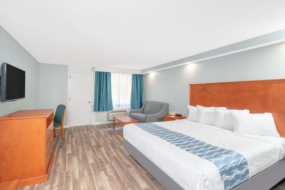 Gatlinburg River Inn - photo 10