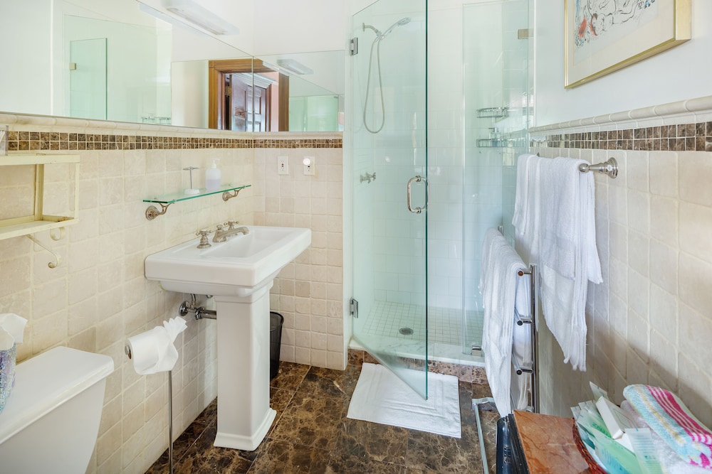 Suites in a Manhattan Mansion - photo 23
