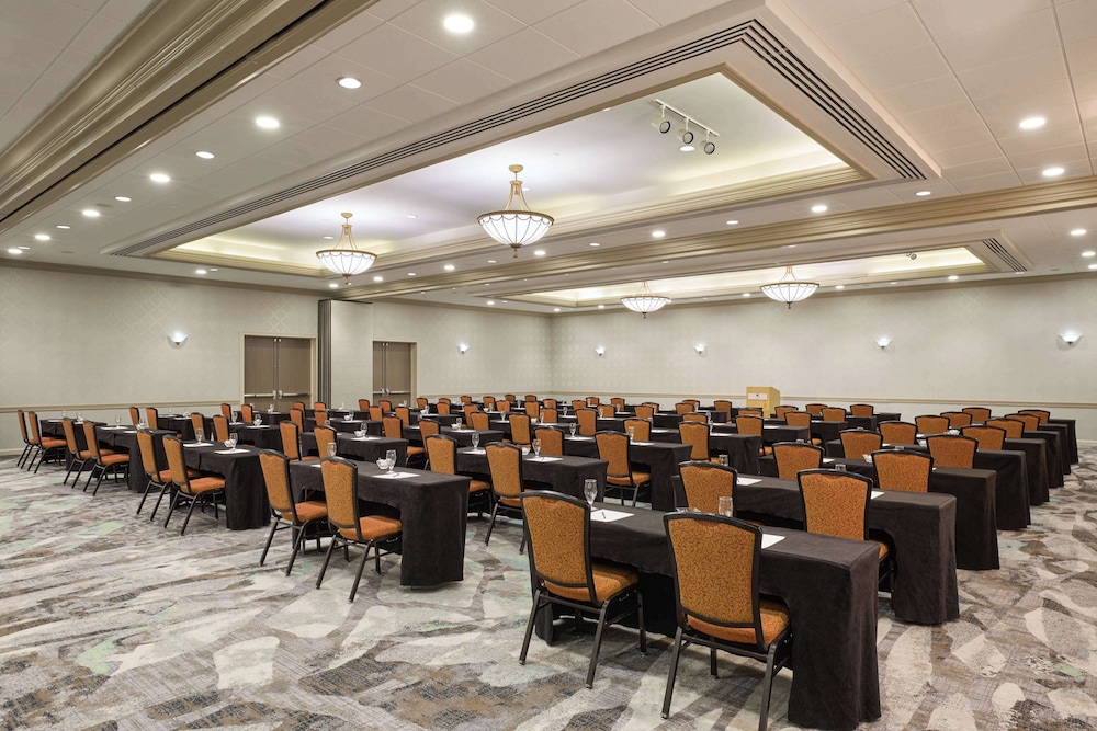 DoubleTree by Hilton Minneapolis Airport MN - photo 42