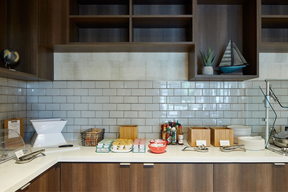 TownePlace Suites by Marriott Agoura Hills - photo 53