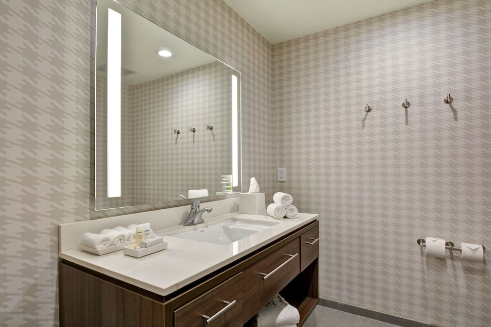 Home2 Suites by Hilton Charleston West Ashley - photo 21