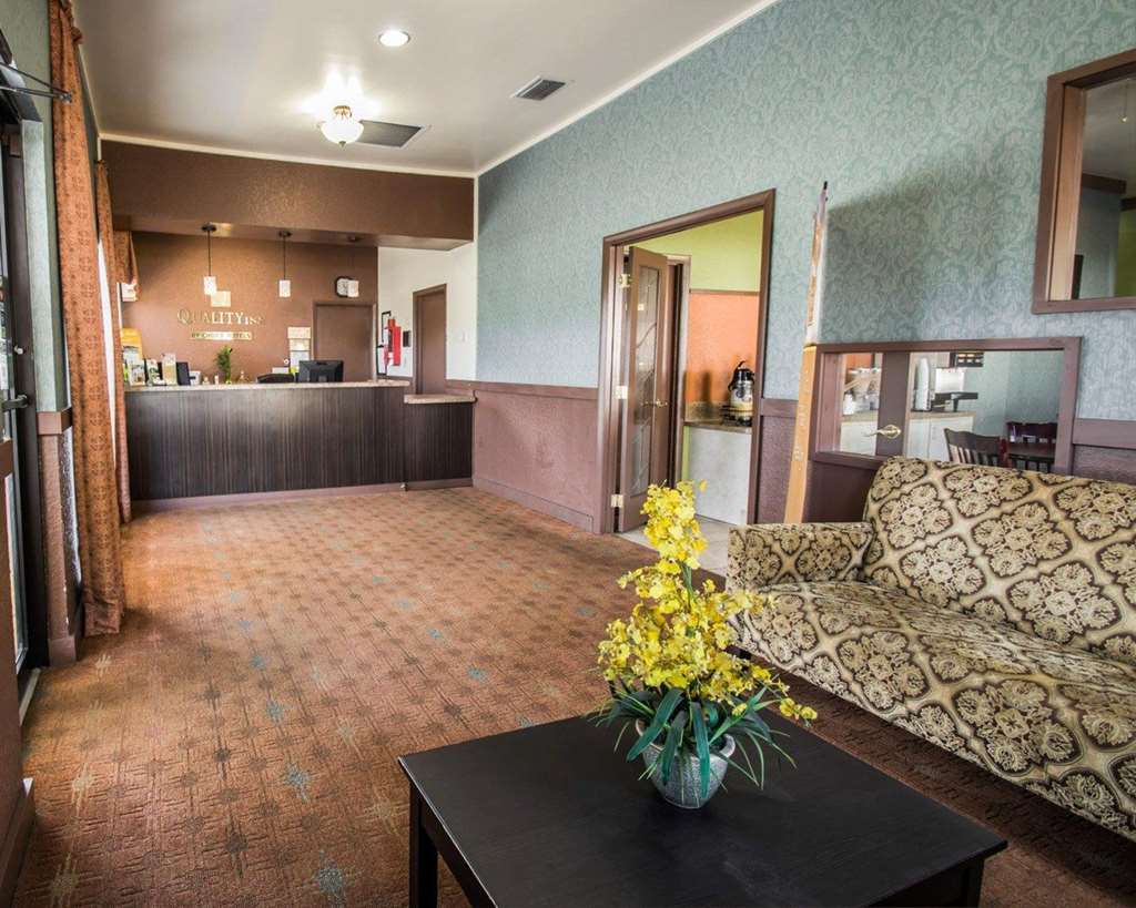 Quality Inn near Blue Spring - photo 5