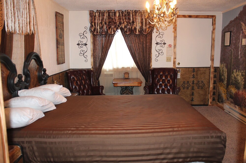 Black Bear Motel - photo 31