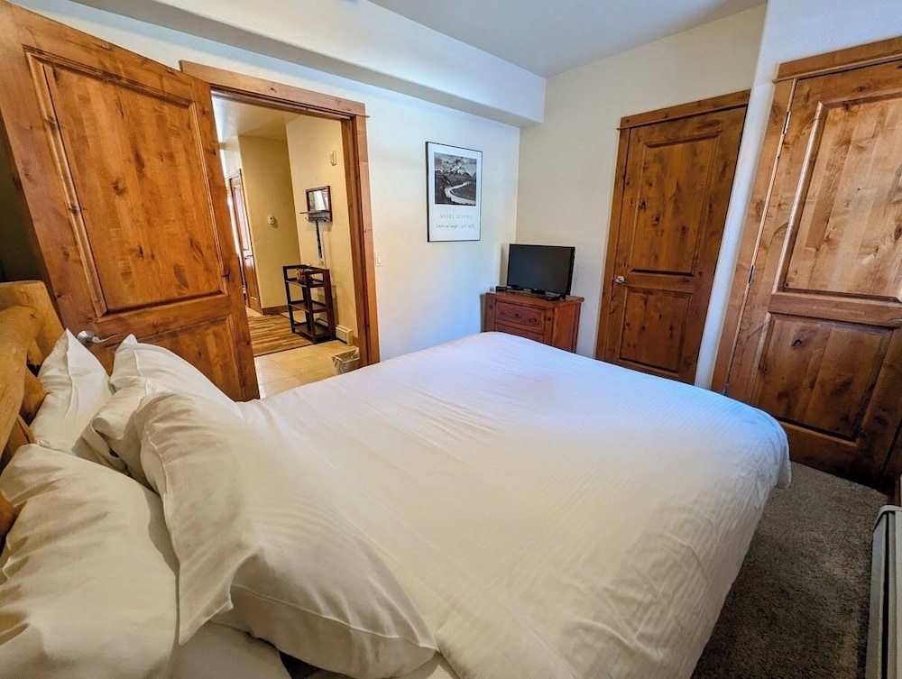 Antlers Gulch 501 by SummitCove Vacation Lodging - photo 56