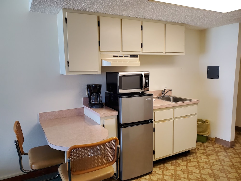 South Shore Motel - photo 8