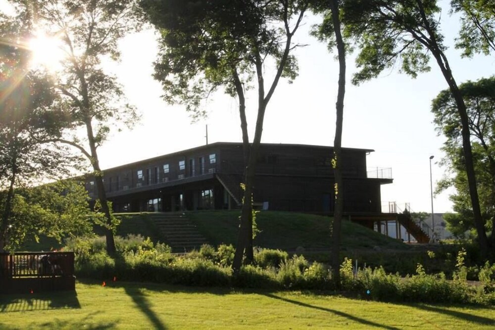 Okoboji Commons Hotel - photo 20