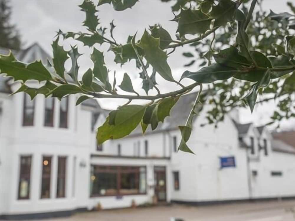 Kinlochewe Hotel in Inverness, United Kingdom
