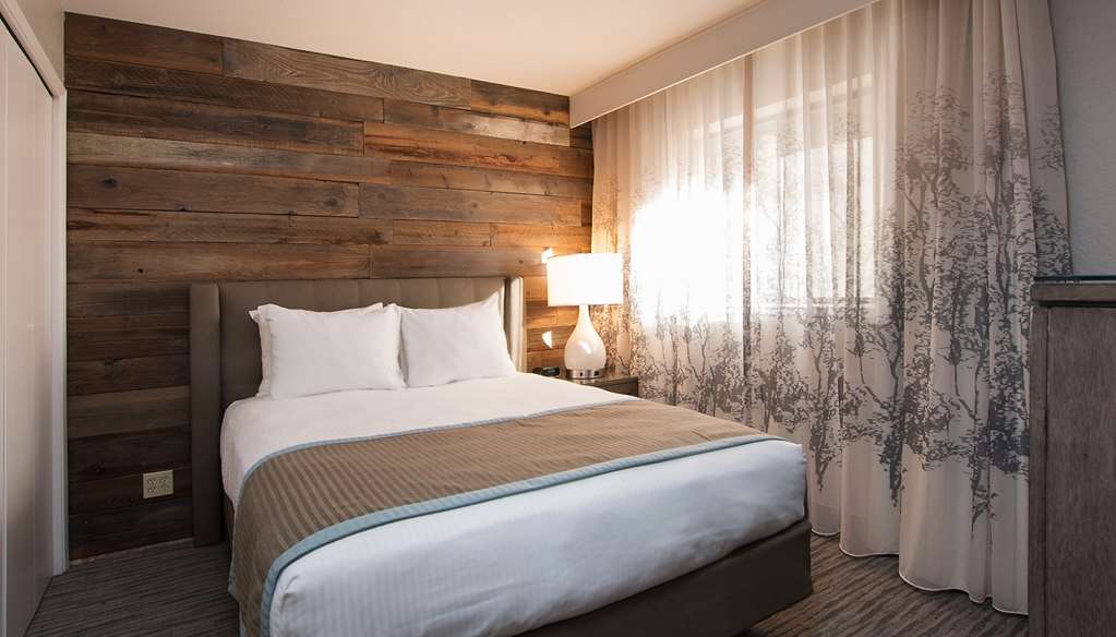 Hotel Azure - photo 14