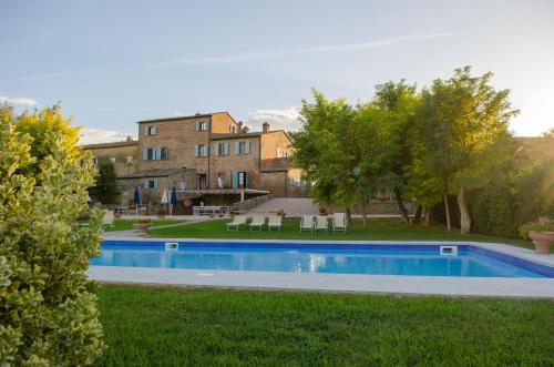 Villa Margherita — 4-Star Luxury Hotel in Cortona, Italy