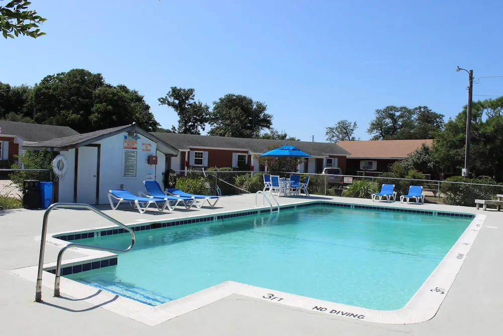 Cape Pines Motel - photo 8